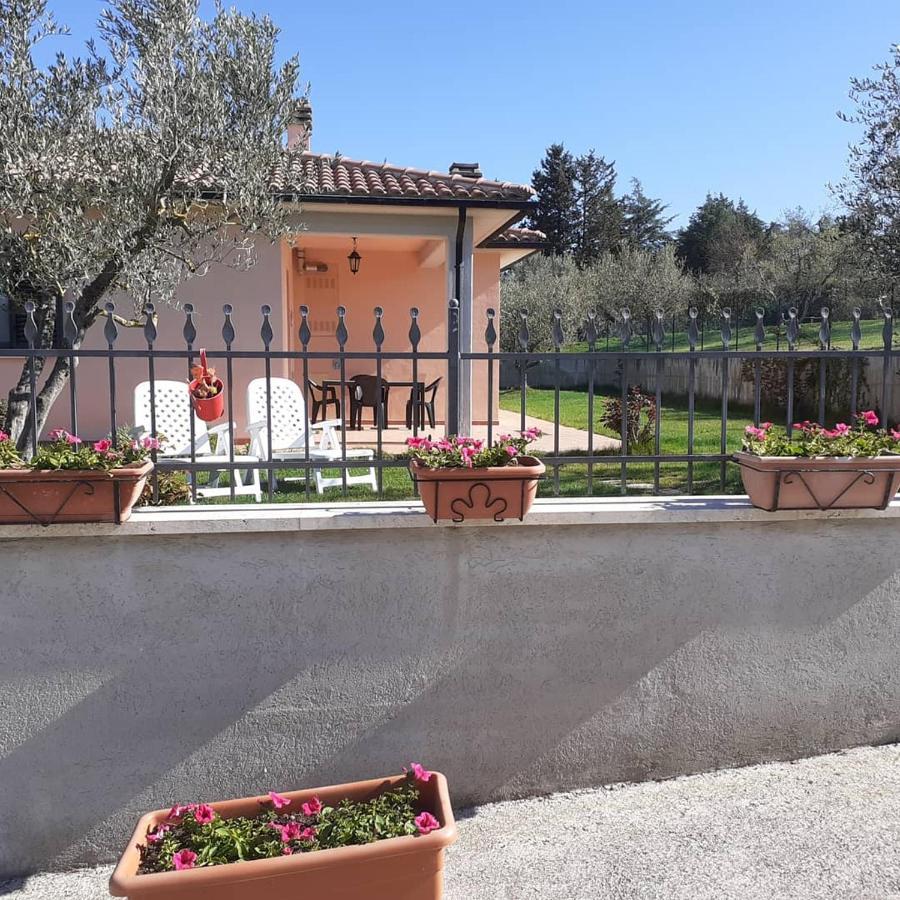 Residence Ai Campi Da Golf Saturnia Exterior foto